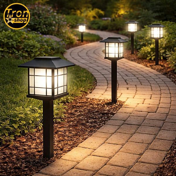 Set Solarna LED Lampa za Dvorište - 4 Komada, Otporna na Kišu